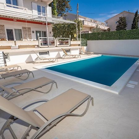 Rooms Magnolia With Pool Novalja Exterior foto
