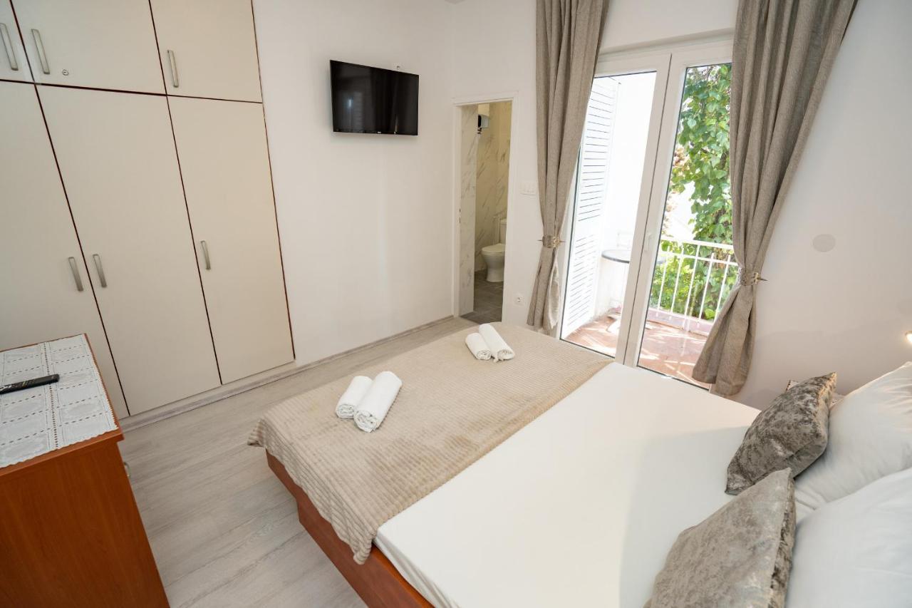 Rooms Magnolia With Pool Novalja Exterior foto